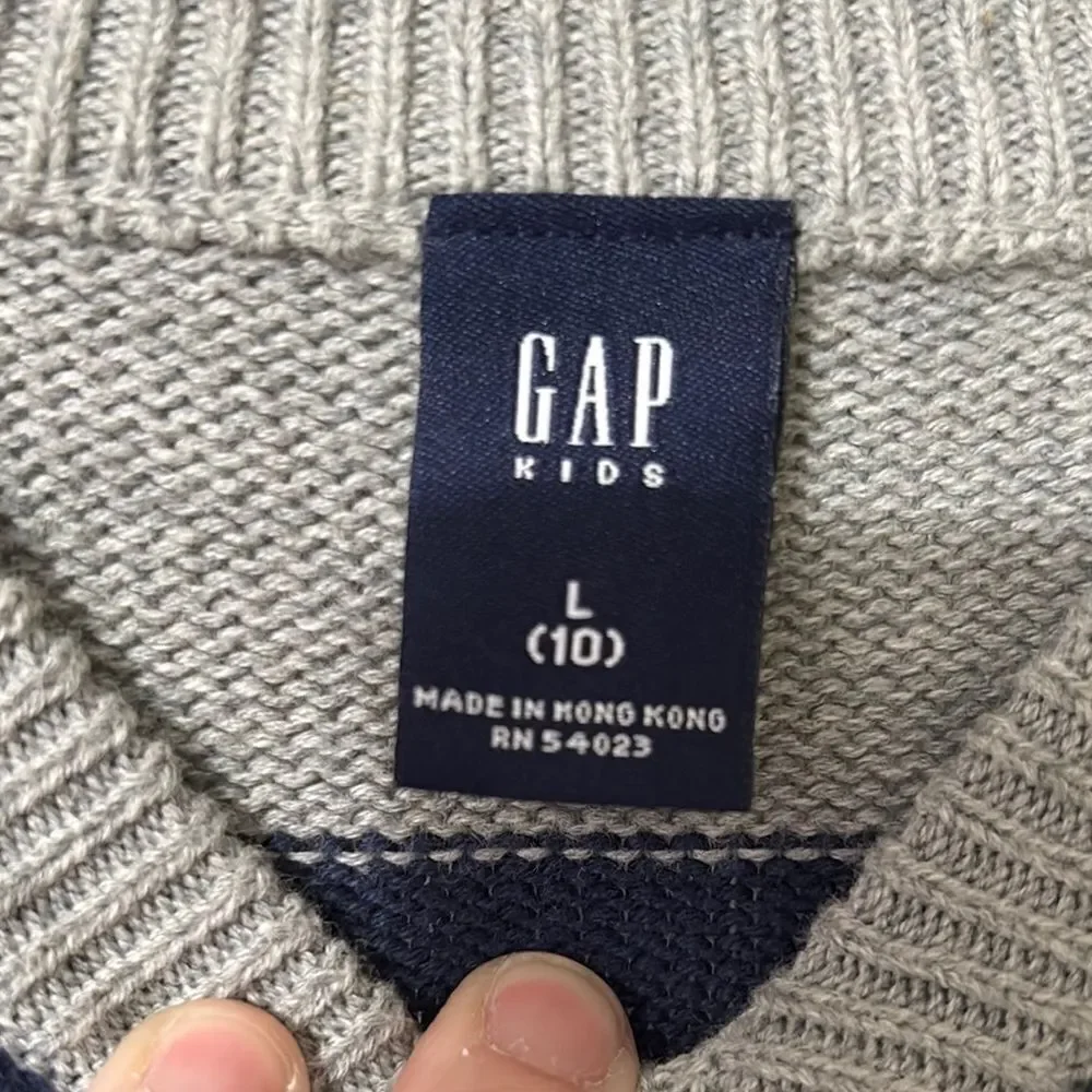 GAP Boys Gray and Navy Striped Sweater with Olive Green elbow patches Like New!